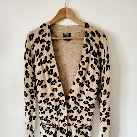 PINK by Victoria Secret  Leopard Print Long Sleeve Cardigan Sweater Size XS - Picture 3 of 13